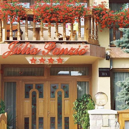 Julia Panzio Bed & Breakfast ไฮจ์ดุสโซบอสโล ภายนอก รูปภาพ