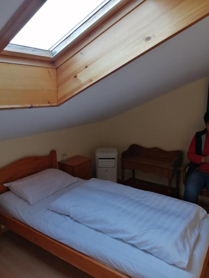 Julia Panzio Bed & Breakfast ไฮจ์ดุสโซบอสโล ภายนอก รูปภาพ