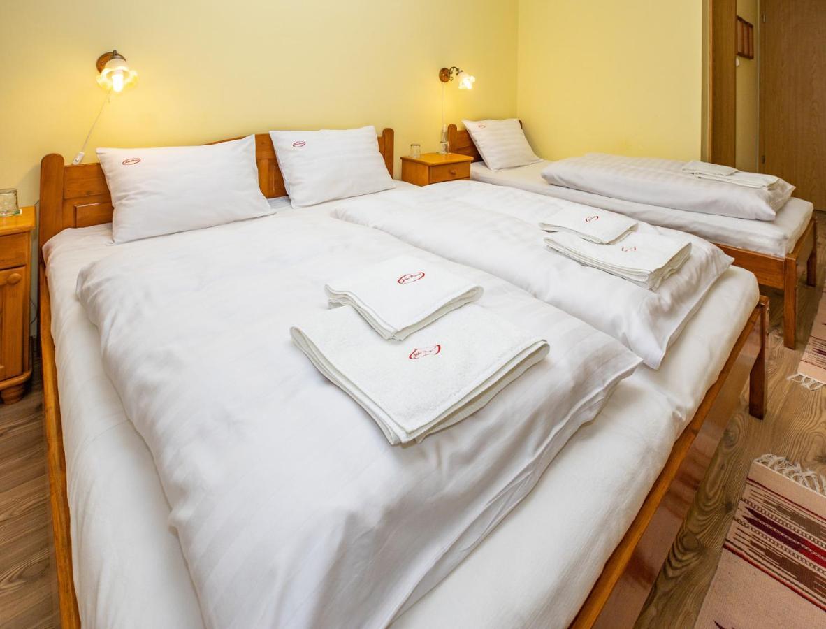 Julia Panzio Bed & Breakfast ไฮจ์ดุสโซบอสโล ภายนอก รูปภาพ